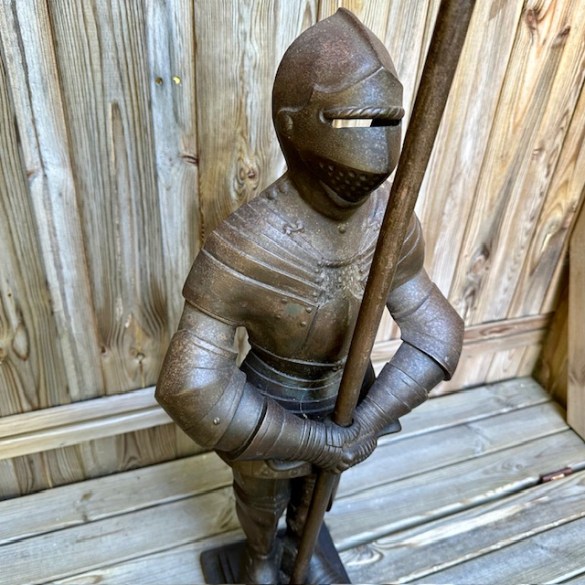 Nestor Knight 2